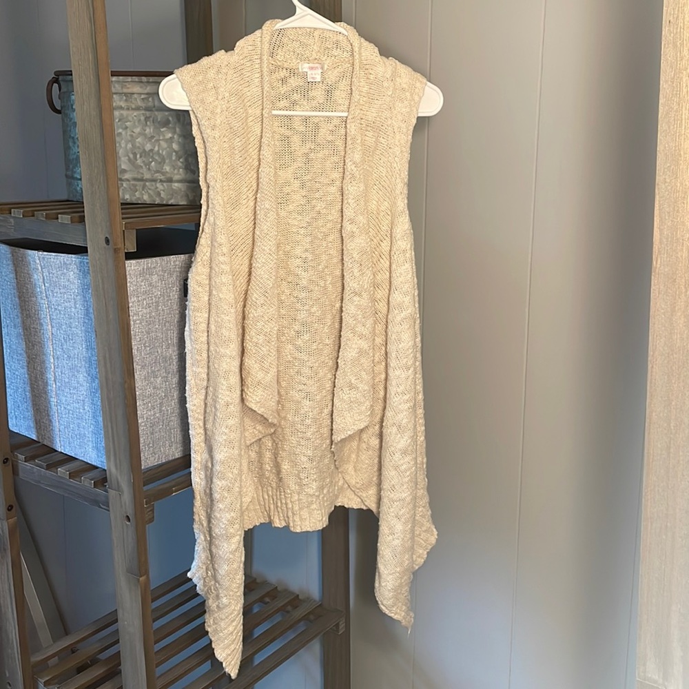 Womens Cover up/Vest. Size L/XL